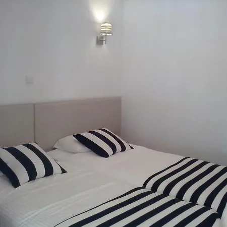 בית הארחה Nas Palhas Deitado 3*