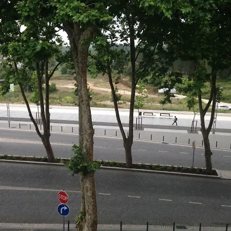 Nas Palhas Deitado 3* Fátima