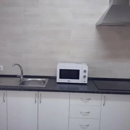 Nas Palhas Deitado Fátima