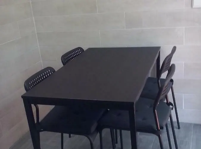 Nas Palhas Deitado Fátima